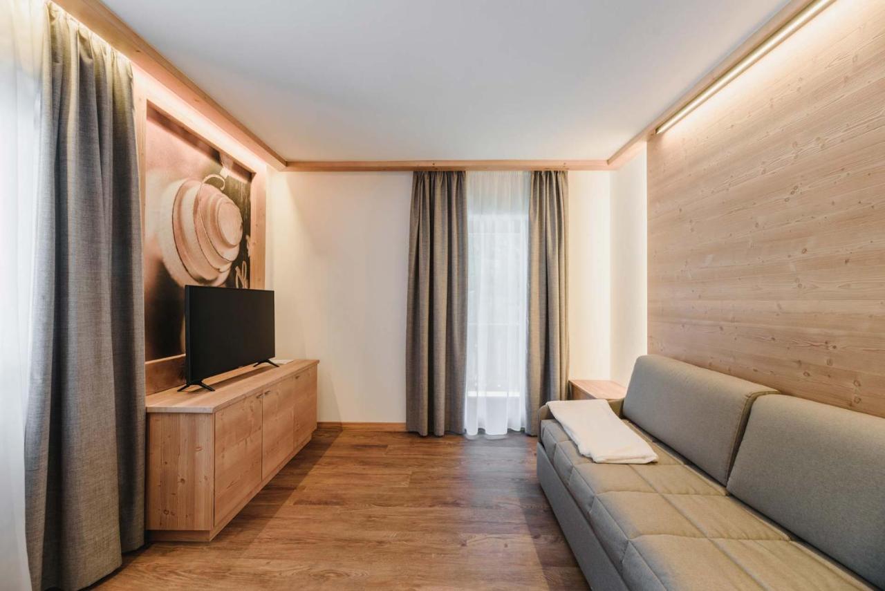 Cesa Edelweiss Living & Spa Кампітелло-ді-Фасса Екстер'єр фото